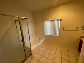 863 Park Walk Ave in Las Vegas, NV - Building Photo - Building Photo