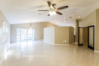 16270 La Costa Dr in Weston, FL - Building Photo - Building Photo