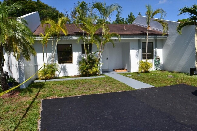 property at 5211 SW 141st Pl