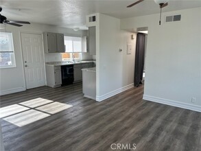 116 La Ronda in San Clemente, CA - Building Photo - Building Photo