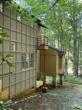 4416 Arrowhead Trail in Hillsborough, NC - Building Photo - Building Photo