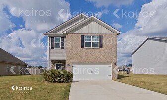 1067 Pilgrim Ln in Montevallo, AL - Building Photo