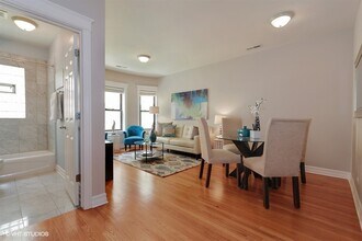 4611 N Paulina St in Chicago, IL - Building Photo - Building Photo