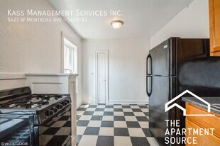 5423 W Montrose Ave in Chicago, IL - Building Photo