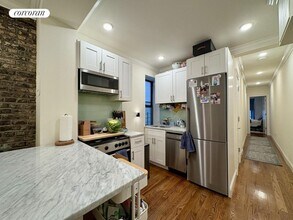 146 17th St in Brooklyn, NY - Building Photo - Building Photo