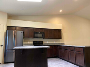 7335 E 39th Pl in Yuma, AZ - Building Photo - Building Photo
