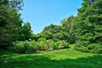 72 Davids Ln in East Hampton, NY - Building Photo - Building Photo