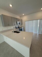 2976 Skyline Lp in Kissimmee, FL - Building Photo - Building Photo