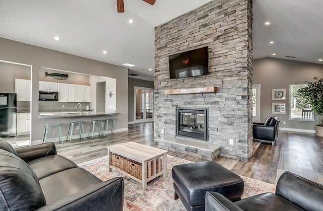 5435 Shelly Lynn Dr in Myrtle Beach, SC - Foto de edificio - Building Photo