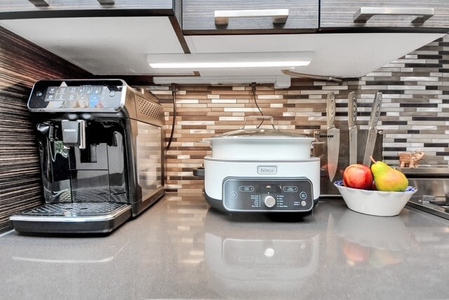 property at 1410 Hyde Park Blvd