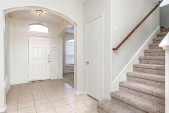 6103 Menor Crest Dr in Spring, TX - Building Photo - Building Photo