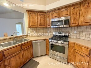 14593 N Vintage Way in Nampa, ID - Building Photo - Building Photo