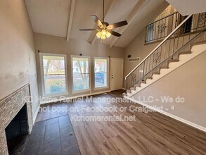 9817 W 83rd Terrace in Overland Park, KS - Building Photo - Building Photo