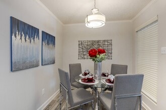 Brixton McKinney Apartments in McKinney, TX - Foto de edificio - Building Photo