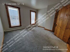 17 Concord St in Concord, NH - Building Photo - Building Photo