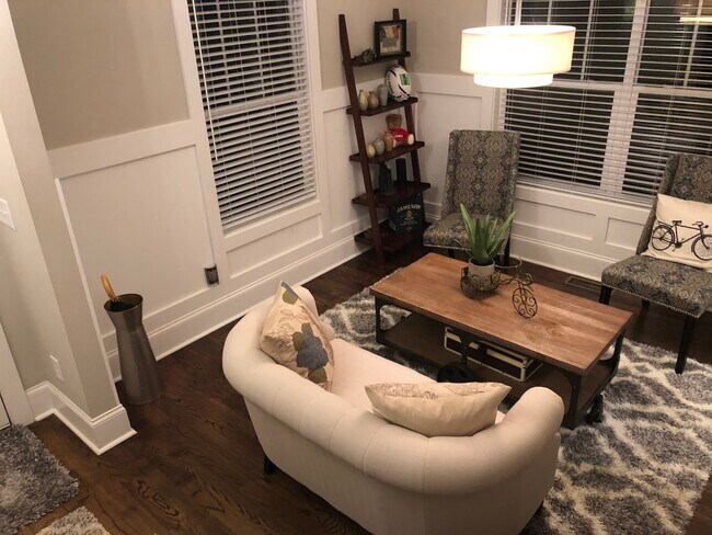 1011 Everett Pl in Charlotte, NC - Building Photo - Building Photo