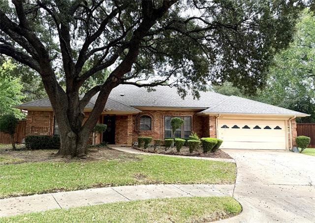 2621 Nantucket Ct in Bedford, TX - Building Photo - Building Photo