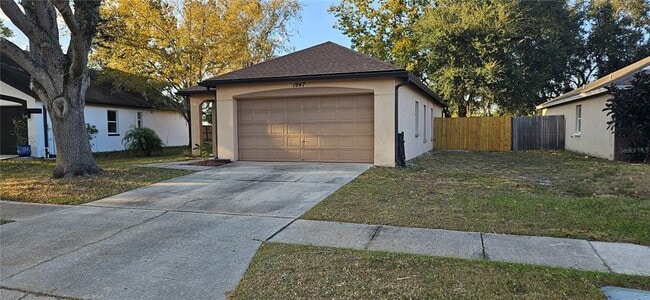 1947 Tinker Dr in Lutz, FL - Building Photo - Building Photo