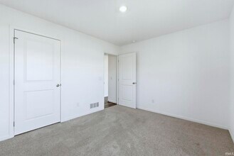 4152 Bradley Dr in Fort Wayne, IN - Building Photo - Building Photo