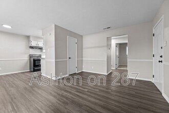 1301 US-287 in Waxahachie, TX - Building Photo - Building Photo