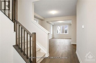 71 Kindred Row in Ottawa, ON - Building Photo - Building Photo