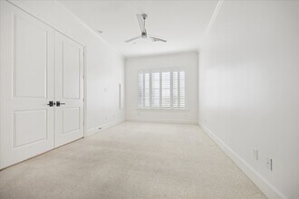 3850 Glen Arbor Dr in Houston, TX - Building Photo - Building Photo