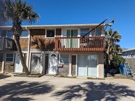 106 Rose Pl in Neptune Beach, FL - Building Photo