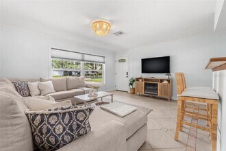 6841 13th St N in St. Petersburg, FL - Building Photo - Building Photo