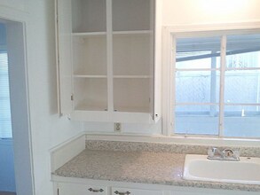 203 N 13th St in Las Vegas, NV - Building Photo - Building Photo