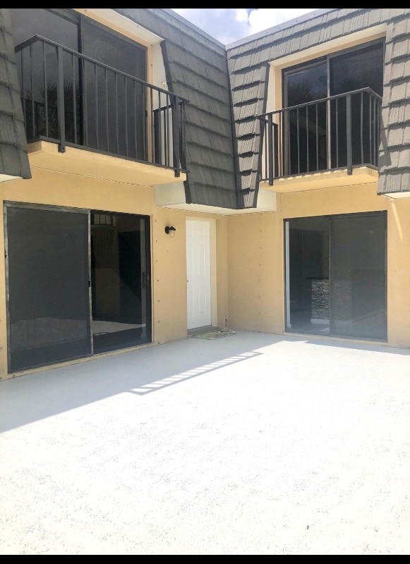 3714 37th Way in West Palm Beach, FL - Building Photo - Building Photo