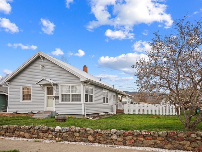 property at 1217 X Ave