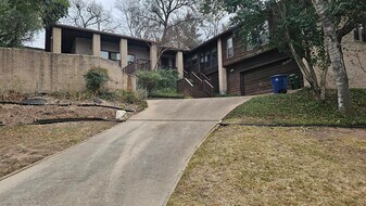 4902 Westview Dr in Austin, TX - Building Photo