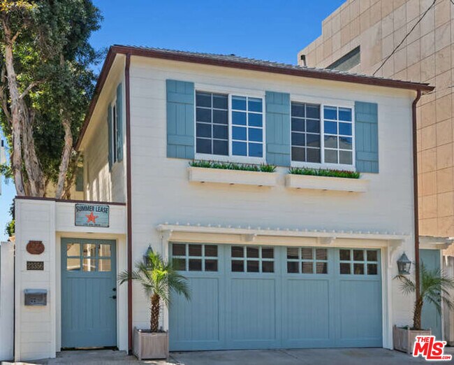 107 Malibu Colony Rd in Malibu, CA - Building Photo - Building Photo