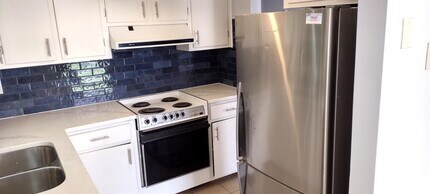 3219 Connecticut Ave in Charlotte, NC - Building Photo - Building Photo