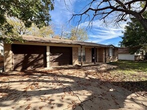 3416 Sunnydale Ln in Denton, TX - Building Photo - Building Photo