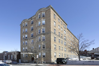 The Ambassador in Portland, ME - Foto de edificio - Building Photo