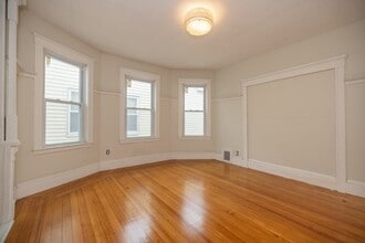 339 Allston St, Unit 2 in Cambridge, MA - Building Photo - Building Photo