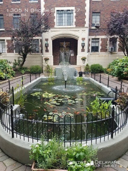 1305 N Broom St-Unit -#307 in Wilmington, DE - Building Photo