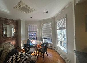 430 Marlborough St, Unit 3 in Boston, MA - Building Photo - Building Photo