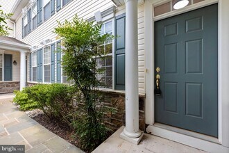 805 Thicket Ct in Odenton, MD - Building Photo - Building Photo