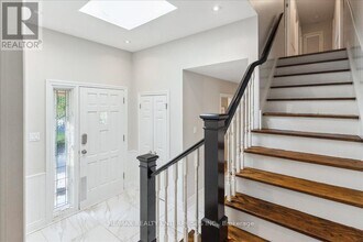 1424 Indian Rd in Mississauga, ON - Building Photo - Building Photo