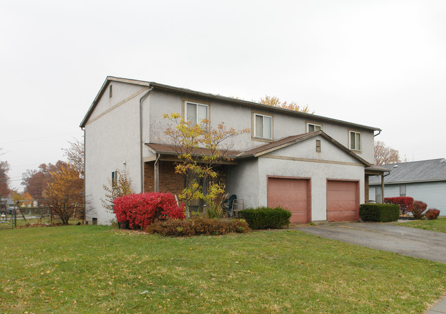 1822-1824 Sharbot Dr in Columbus, OH - Foto de edificio - Building Photo