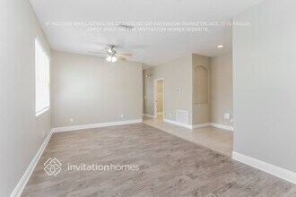 11104 Creek Haven Dr in Riverview, FL - Building Photo - Building Photo