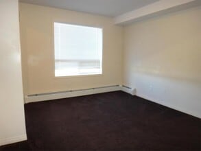 9120 96 Ave in Grande Prairie, AB - Building Photo - Building Photo