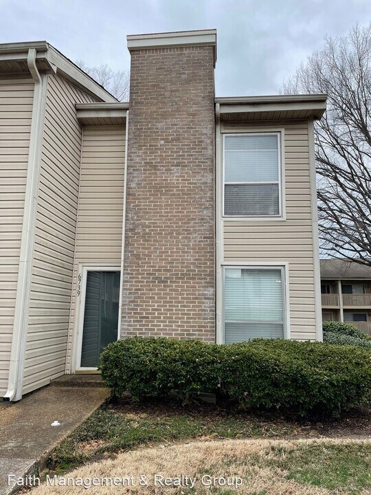 6739 Quail Hollow Ct Photo