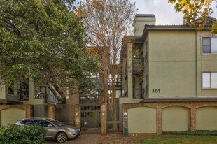 807 W 25th St in Austin, TX - Building Photo