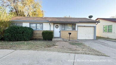 4411 45th St in Lubbock, TX - Foto de edificio - Building Photo