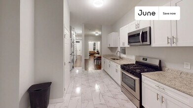 2124 13th St SE in Washington, DC - Building Photo - Building Photo