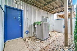 2202 N Peak St in Dallas, TX - Building Photo - Building Photo