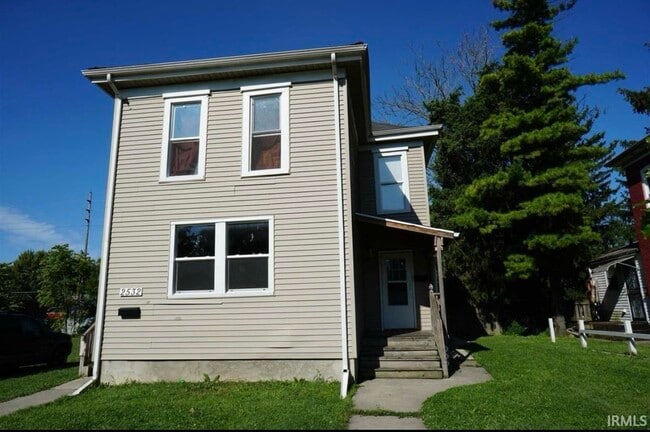 property at 2532 S Hanna St